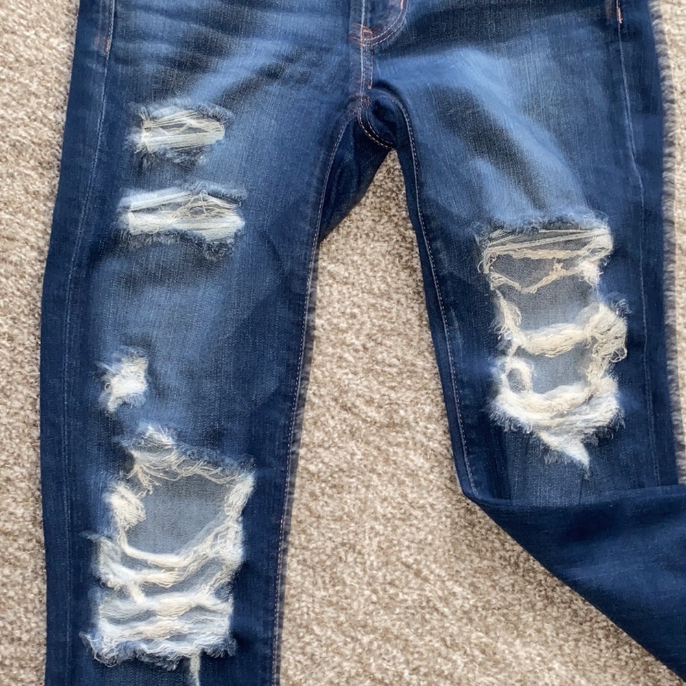 Ripped Jeggings - Picture 2 of 6